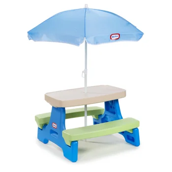 Удобный детский столик для пикника с зонтиком и снаряжением для кемпинга
